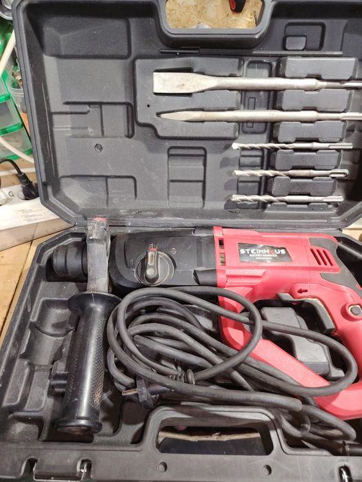 Ciocan rotopercutor.