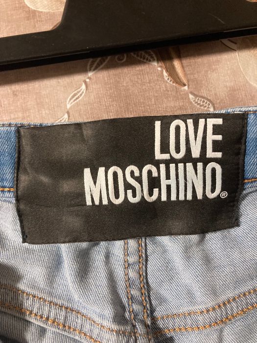 Blugi Love Moschino