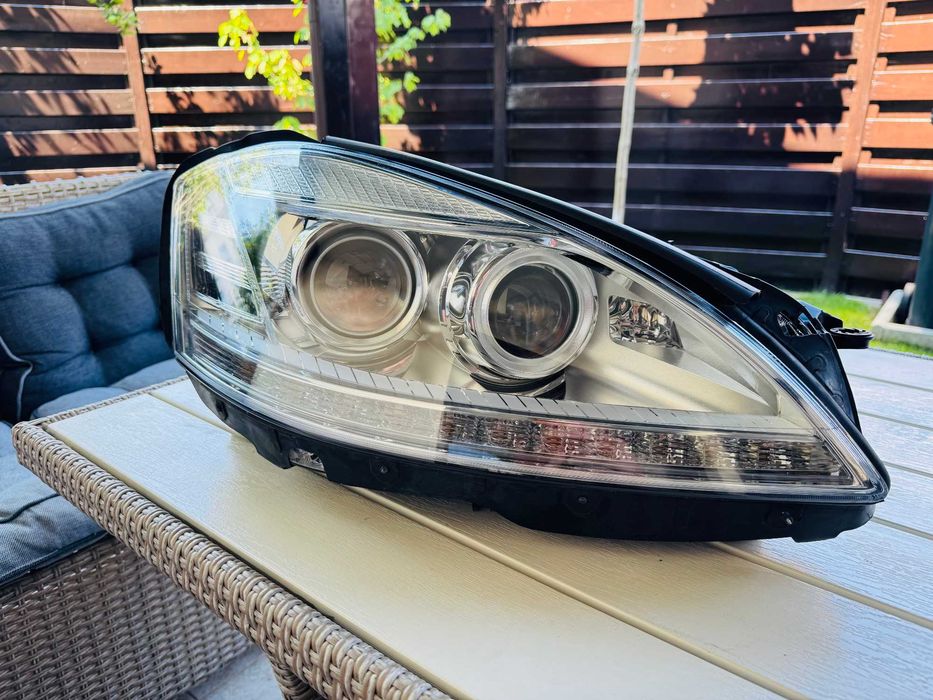 Faruri Mercedes W221 S OEM Facelift Nightvision bi-xenon PRET pe set