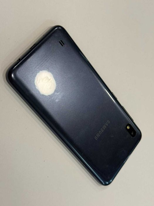 Samsung Galaxy A10 – 32GB / 2GB RAM
