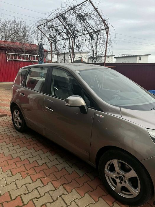 Renault Scenic 2012 1.5DCI