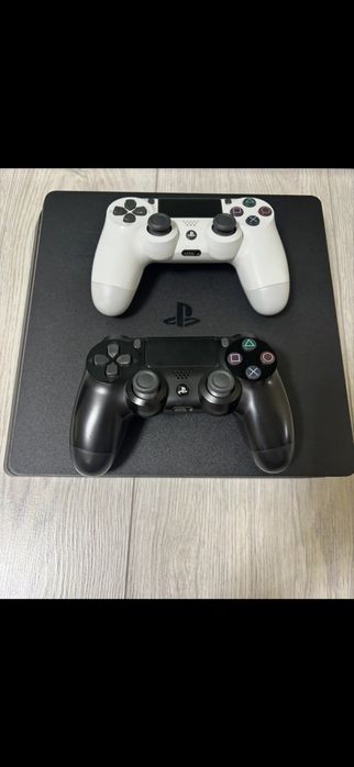Продается PS4 1 TB. Есть скачанные 9 игр.Без ремонта.
