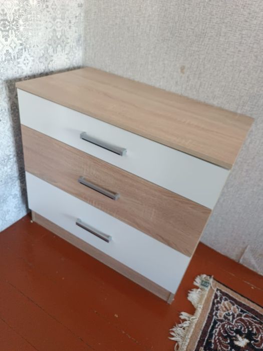 Шкаф/комод/2 тумбы/диван/стол+табурет