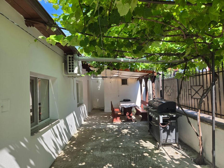 Cazare Mangalia - camre triple cu baie proprie
