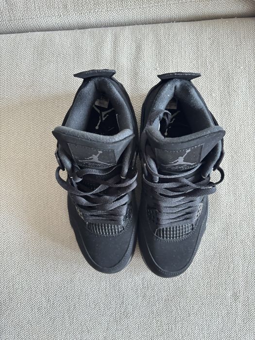 Jordan 4 Black Cat marime 40.5
