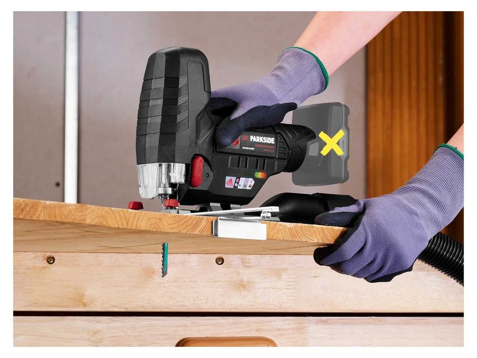 Нов прободен трион безчетков Parkside Performance 12V Зеге