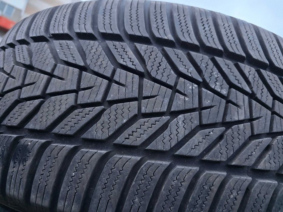 2бр Като нови зимни гуми 245 50 18 - Hankook - DOT 2023 -