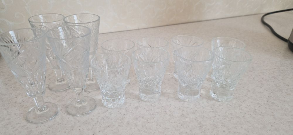 Хрусталь рюмки, кувшин