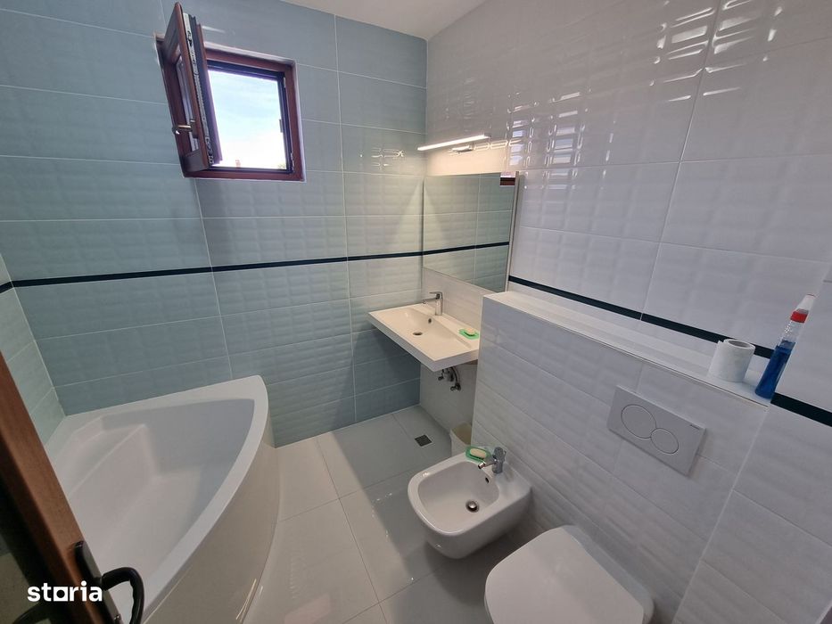 Delfinariu- apartament 3 camere in vila