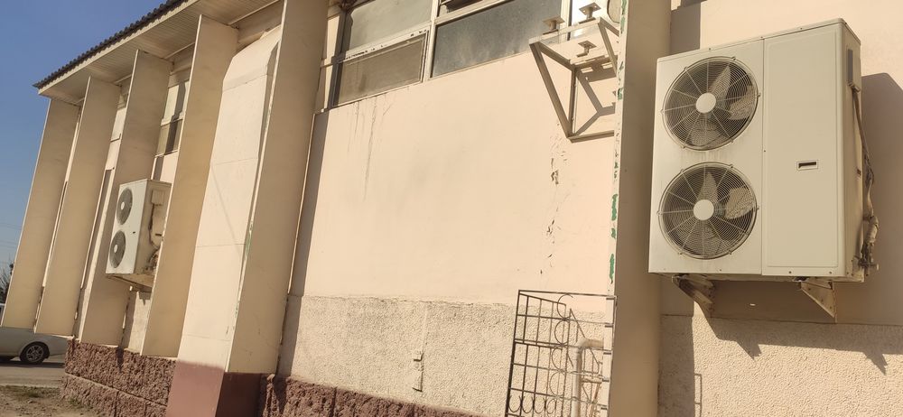 В продаже б/у кондиционеры колонники