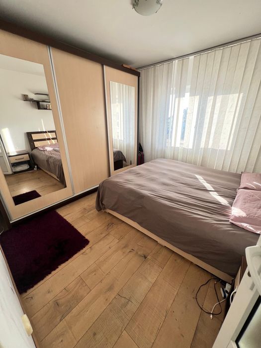 Vand apartament 2 camere decomandate !