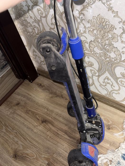 Самокат срочна сотилади , Samokat srochna sotiladi