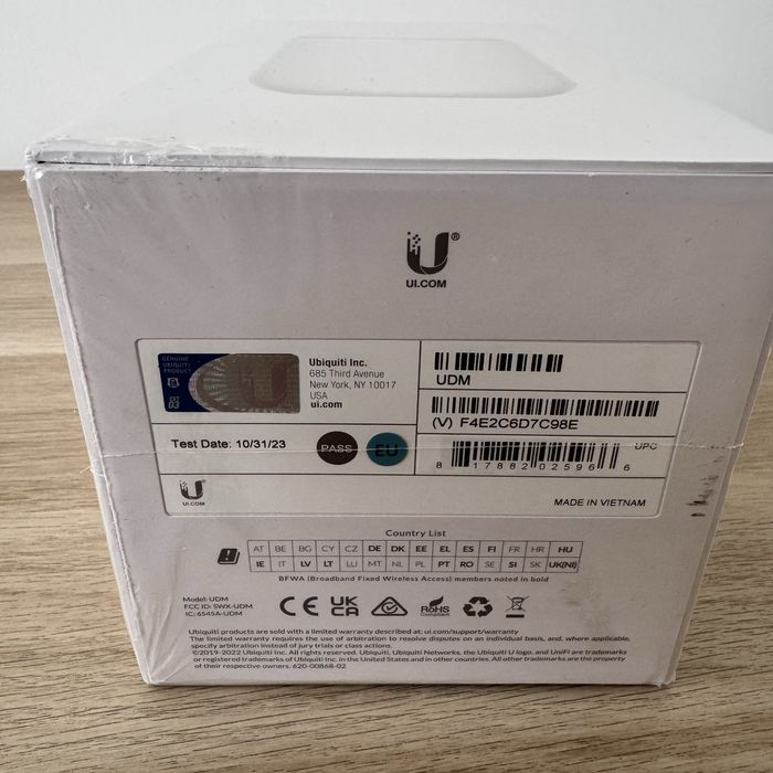 Ubiquiti UniFi Dream Machine UDM Router WiFi Gigabit – NOU, SIGILAT