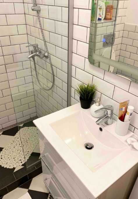 Дава се под наем Тристаен апартамент в Пловдив, Гагарин - 81 кв.м за 382.5 € - Снимка #1