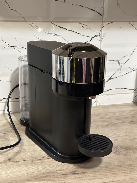 Espressor Nespresso Vertuo Next