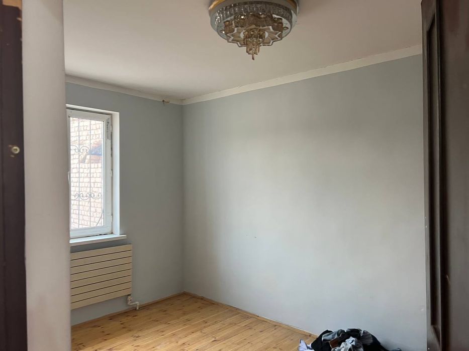 Uy sotiladi 2 sotixli