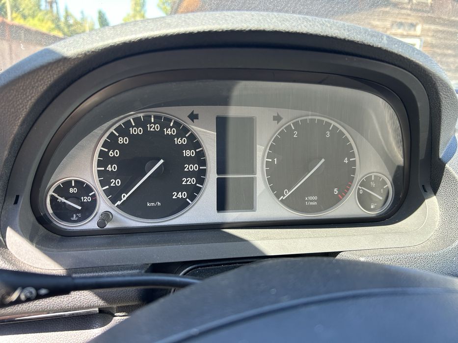 Mercedes B 180 (W245) 2.0 CDI Автоматик НА ЧАСТИ