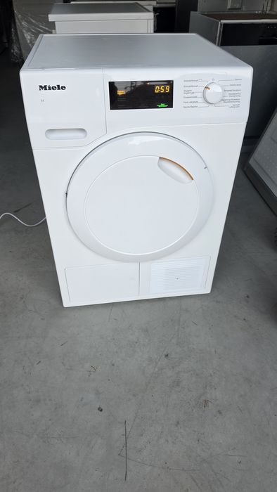 Сушилня Miele T1 8kg