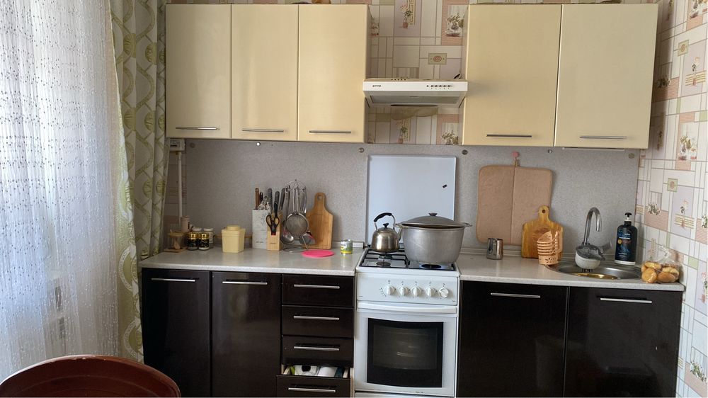 Продам кухонный гарнитур