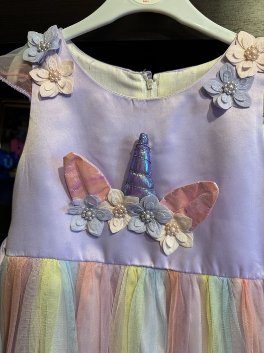 Продаю платье на девочку