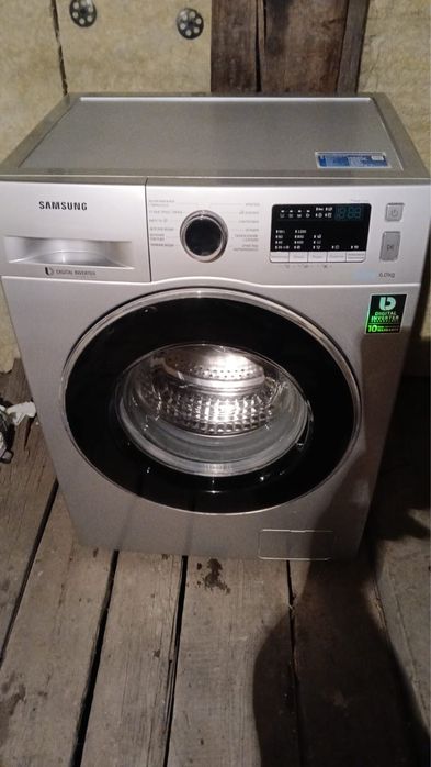 Продам стиральную машину автомат