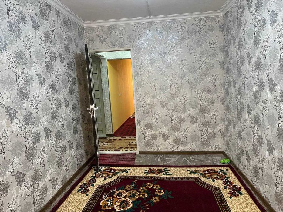 4х комнатная квартира с новым ремонтом на районе Супера