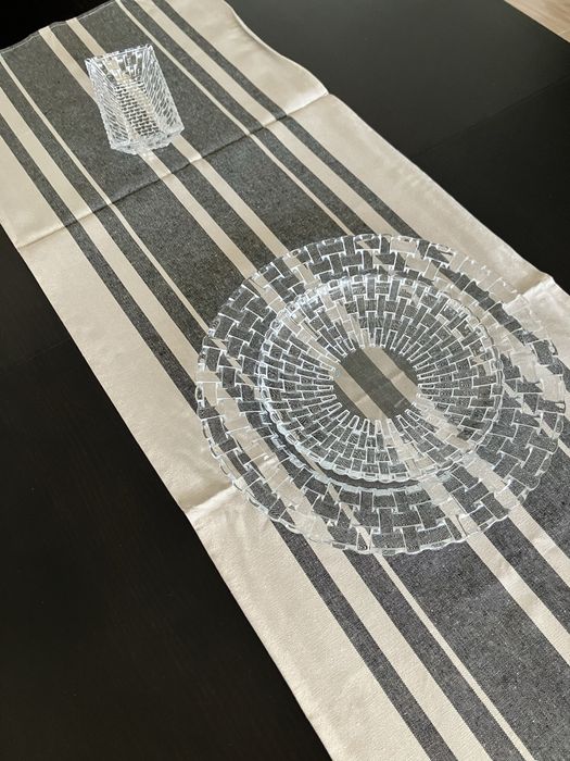 Раннер / скатерть IKEA IDILLISK