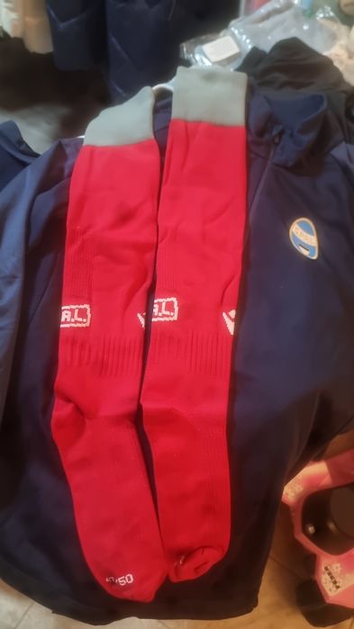 Vând îmbrăcăminte sportivă nouă