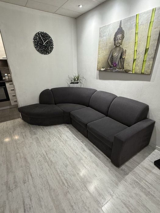 Продавам  ъглов модулен диван