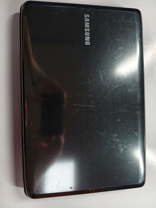Ноутбук Samsung R525