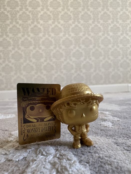 Продаю фигурку Monkey D. Luffy из One Piece