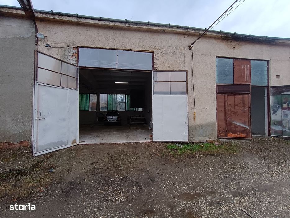 2 garaje de inchiriat / 80m2 si 160m2 / depozitare