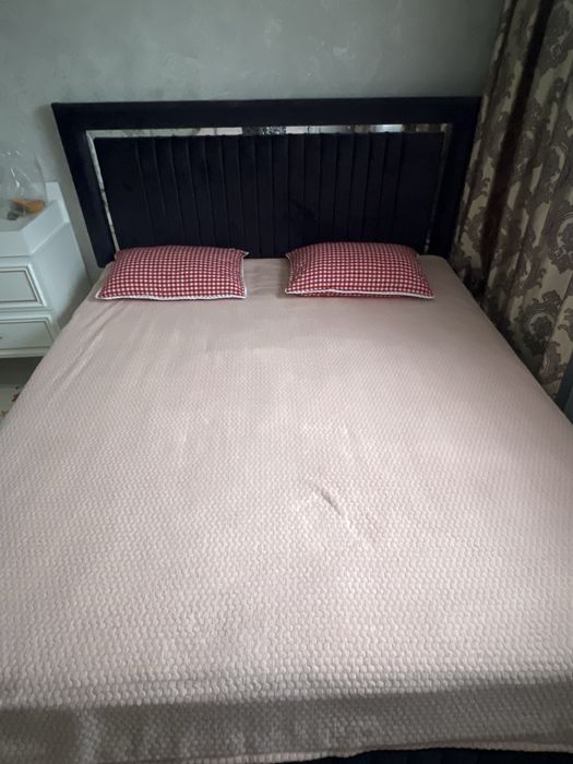 Спальный кровать жақсы күйде!