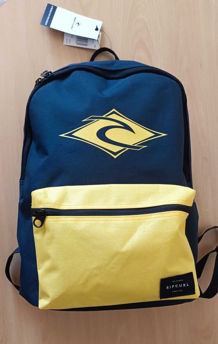 Нова раница Rip Curl (скейтборд, сърф,кайт)