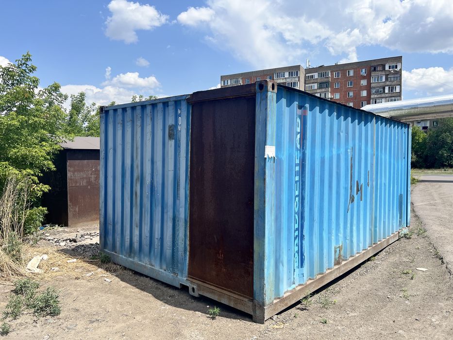 Продаю утепленный гараж контейнер