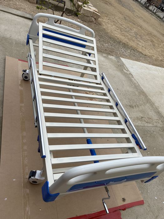 медецинская кровать