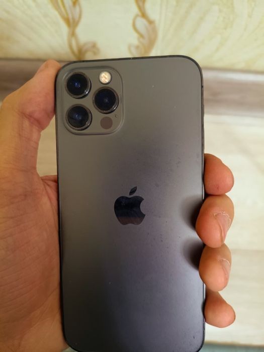 Продам 12 про.