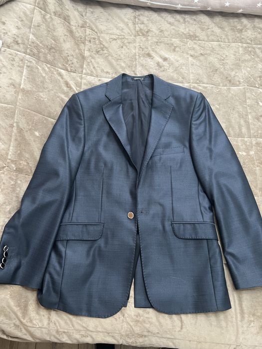 Продам костюм мужской