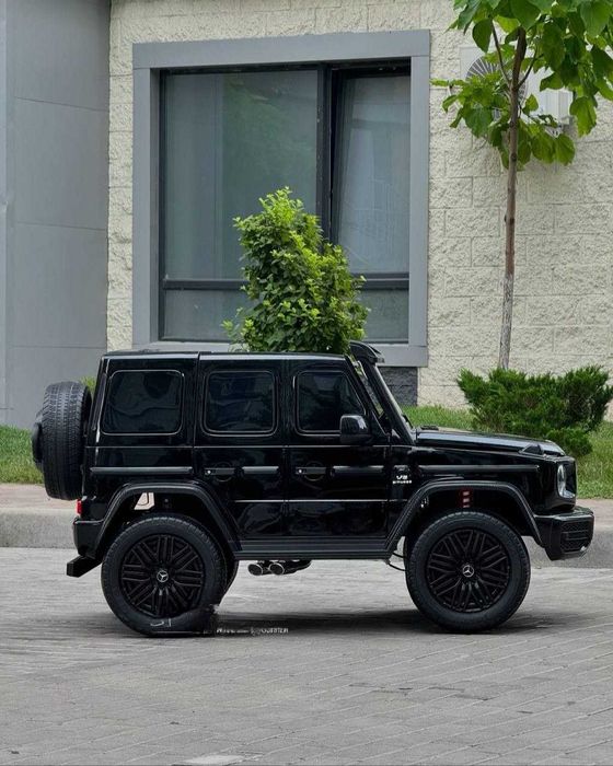 Лицензионный Детский электромобиль Mercedes-Benz G63 AMG
