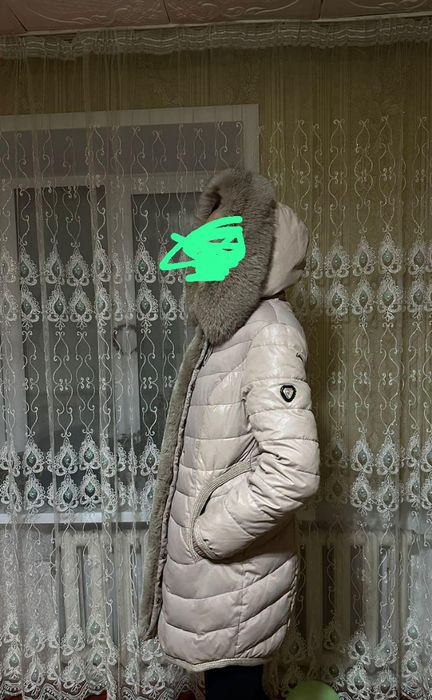 Продаю пуховик б/у