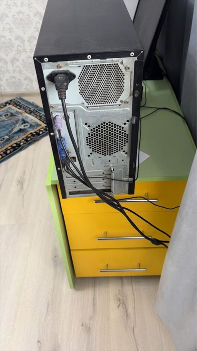 продам компьютер Emachines