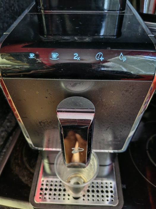 Автоматична кафемашина Tchibo Esperto Caffè – Отлично състояние