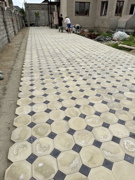Укладка брусчатки, тротуарной плитки