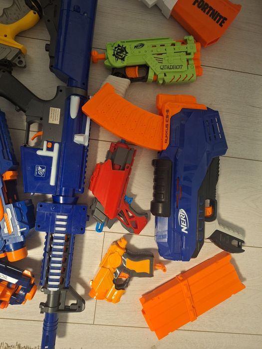 Бластери,маски и др.