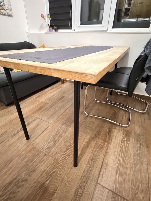 Трапезна маса от Бук 155/76