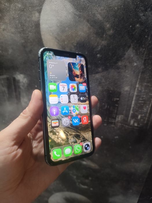 iPhone 11 черный 64