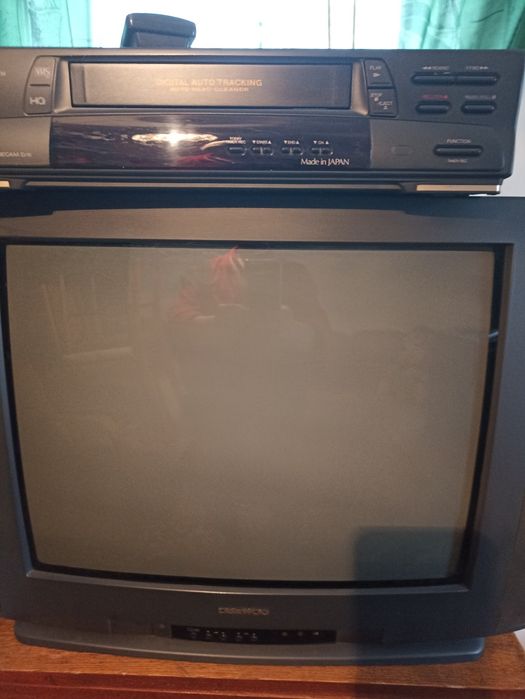 Телевизор б/у рабочий