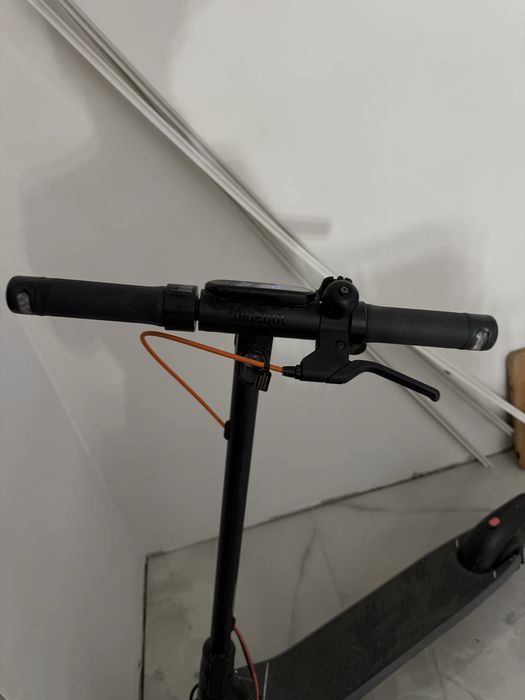 Trotineta electrica ninebot f2 plus