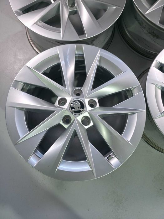 4 Jante Aliaj 5x112 17'' 7J ET 46 OEM Skoda Octavia 4 Superb Karoq Kodiaq / VW Passat Touran Sharan Golf Tiguan Caddy / SEAT CUPRA