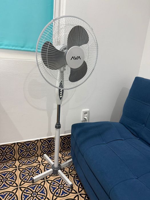 Столы, стулья - офисная мебель